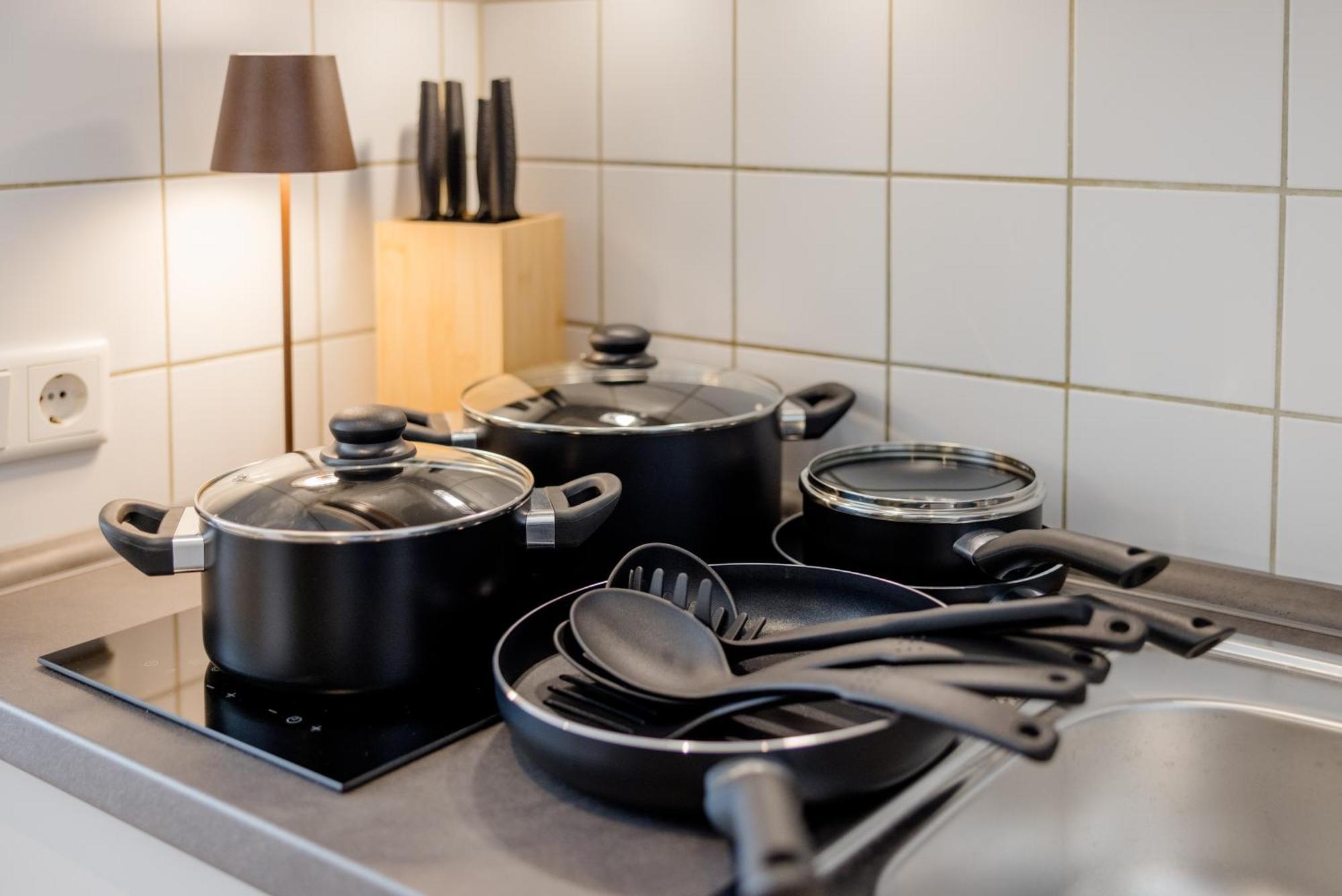 Lumen Homes - Altstadt-Studio Direkt Im Zentrum, Kueche, Netflix, Oeffentlicher Parkplatz Ums Eck Ingolstadt Exterior foto